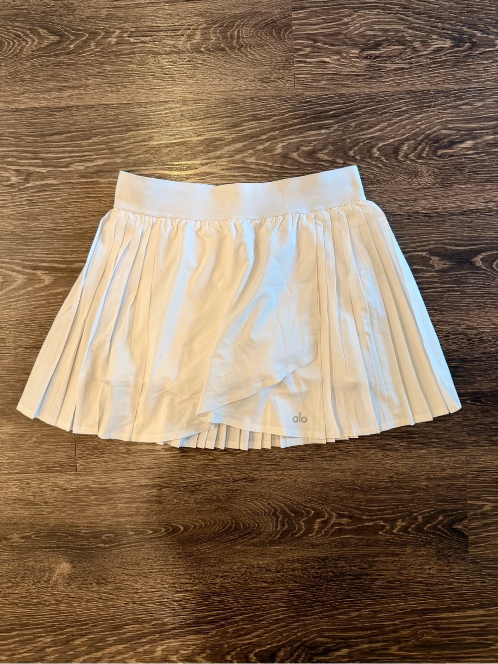 ALO Yoga White Pleated Skater Skirt